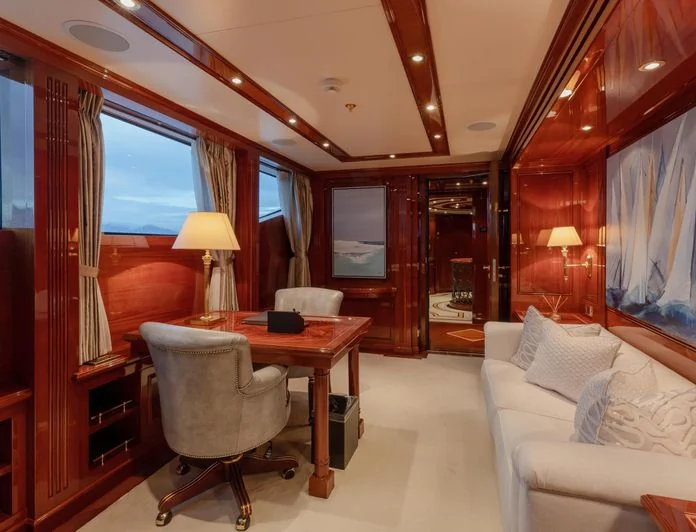 JOIA THE CROWN JEWEL - photo 8, JOIA THE CROWN JEWEL yacht charter