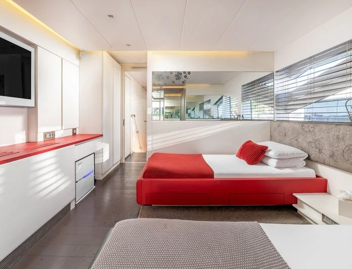 JOYME - photo 7, JOYME yacht charter