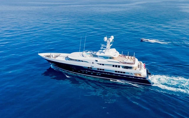 KAISER - superyacht for week charter