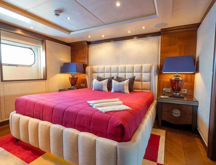 KAISER - photo 6, KAISER yacht charter