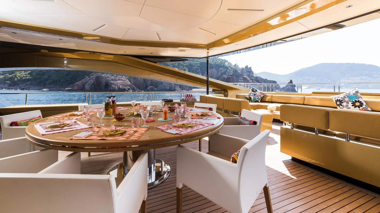 KHALILAH - photo 12 yacht charter Cannes
