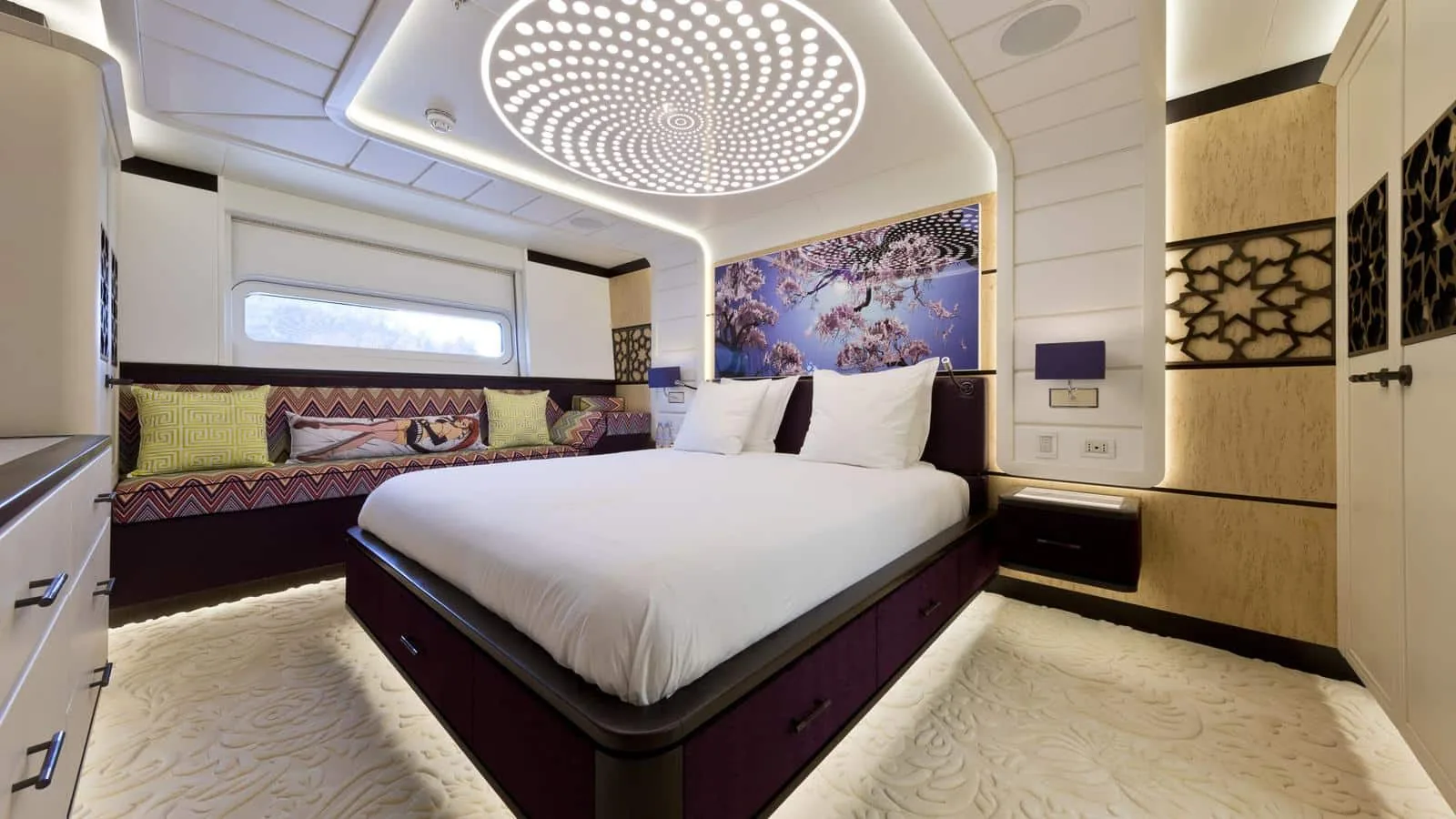 KHALILAH - photo 25 yacht charter Cannes