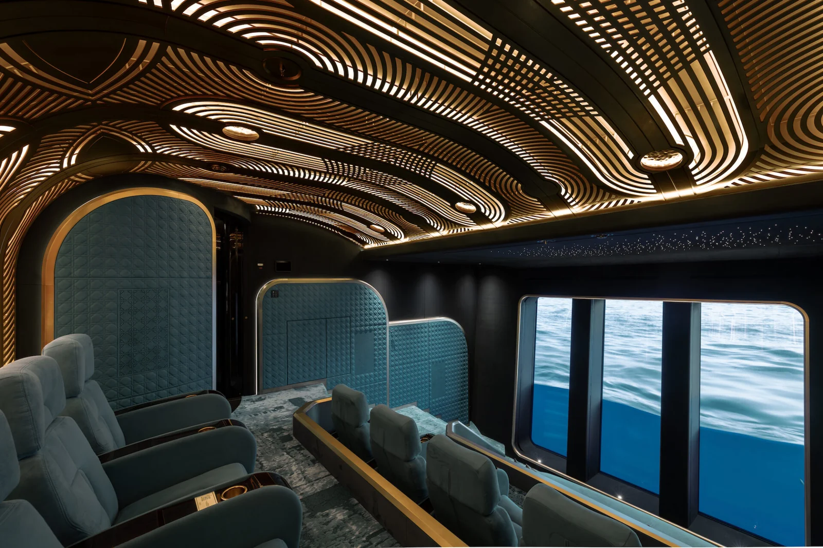 Kismet - photo 21 yacht charter Cannes