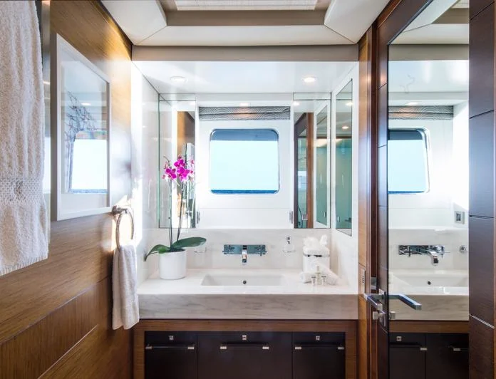 KOKOMO - photo 11, KOKOMO yacht charter
