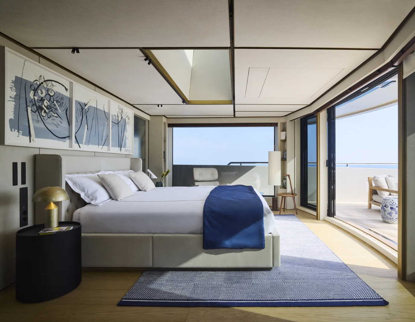 LA LA LAND - photo 13 yacht charter Cannes