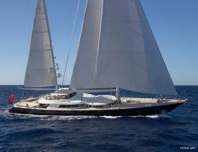 LA LUNA - photo 1, LA LUNA yacht charter