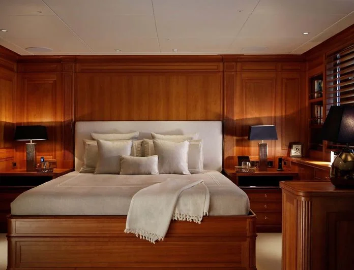 LA LUNA - photo 6, LA LUNA yacht charter