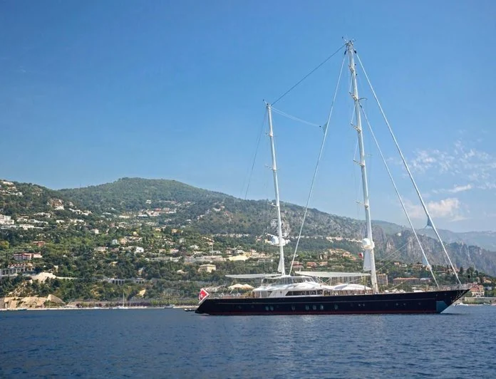 LA LUNA - photo 14, LA LUNA yacht charter