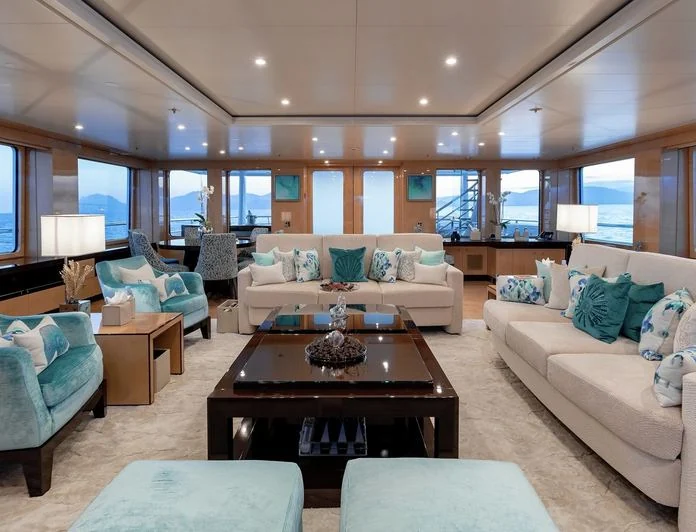 LA MIRAGE - photo 2, LA MIRAGE yacht charter