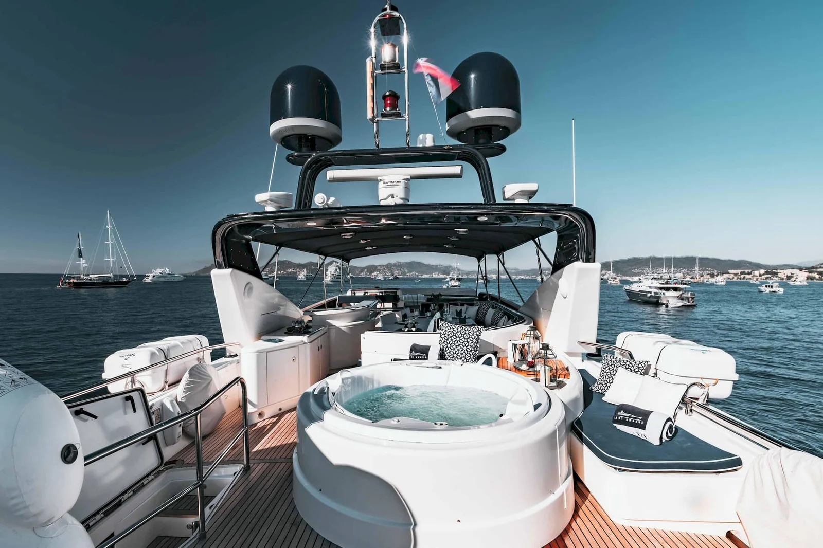 Lady Amanda - photo 5 yacht charter Cannes