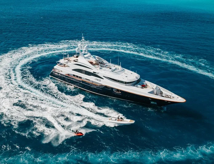 LADY B - photo 1, LADY B yacht charter