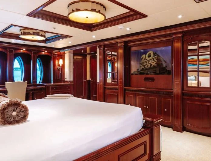 LADY BETH - photo 6, LADY BETH yacht charter