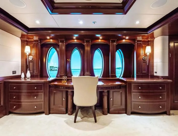 LADY BETH - photo 7, LADY BETH yacht charter