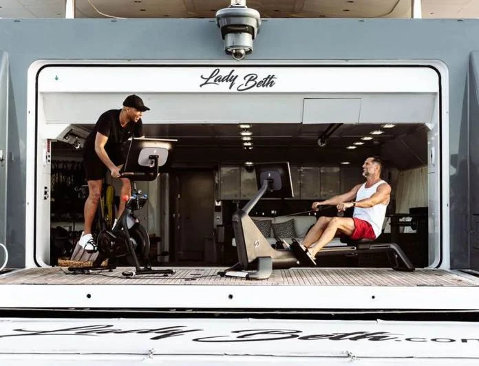 LADY BETH - photo 16, LADY BETH yacht charter
