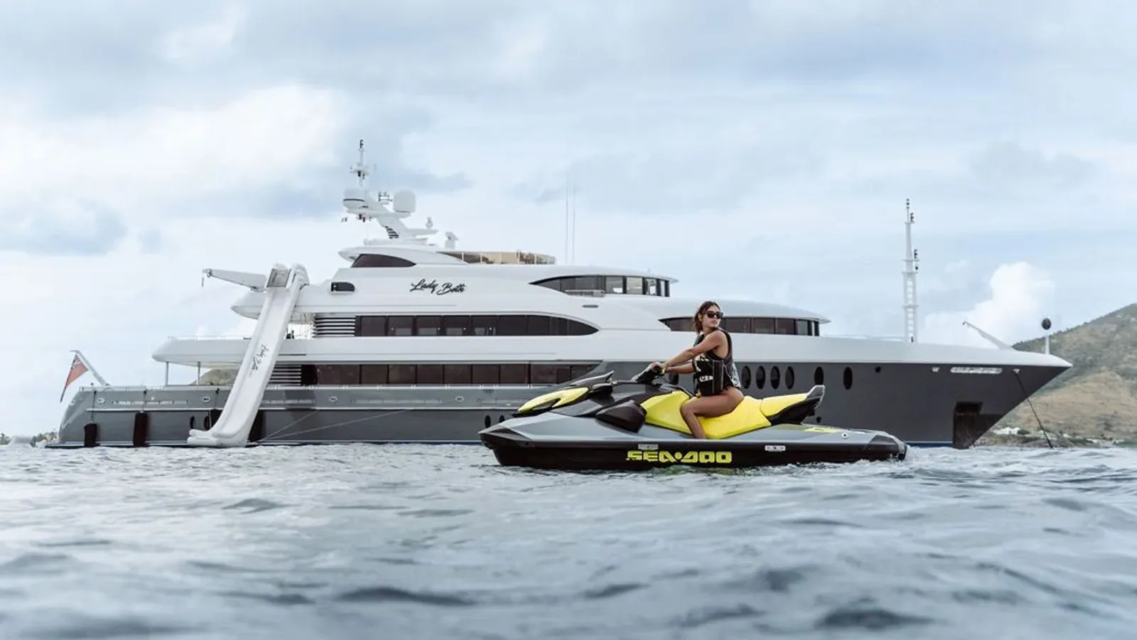 LADY BETH - photo 1 yacht charter Cannes