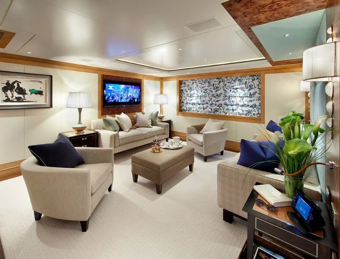 LADY BRITT - photo 4, LADY BRITT yacht charter