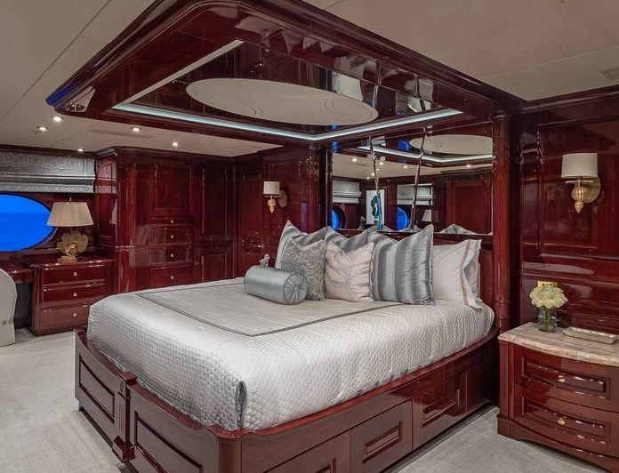 LADY ELAINE - photo 5, LADY ELAINE yacht charter