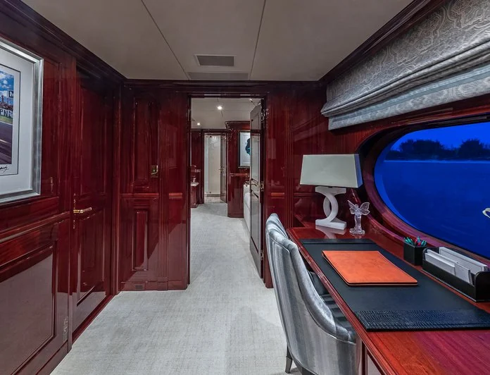 LADY ELAINE - photo 6, LADY ELAINE yacht charter