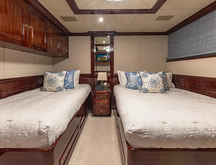 LADY ELAINE - photo 10, LADY ELAINE yacht charter