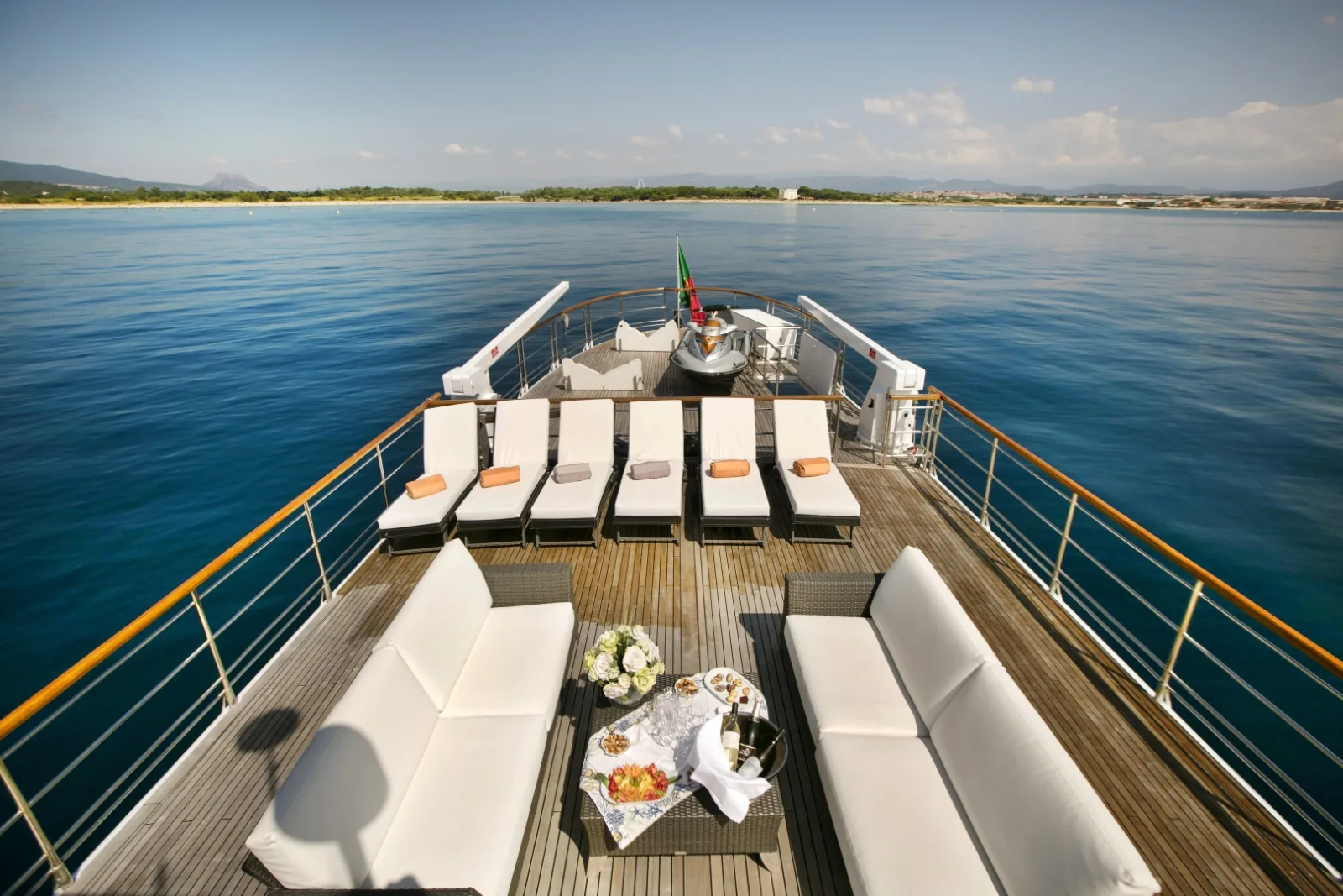 LADY JERSEY - photo 4 yacht charter Cannes