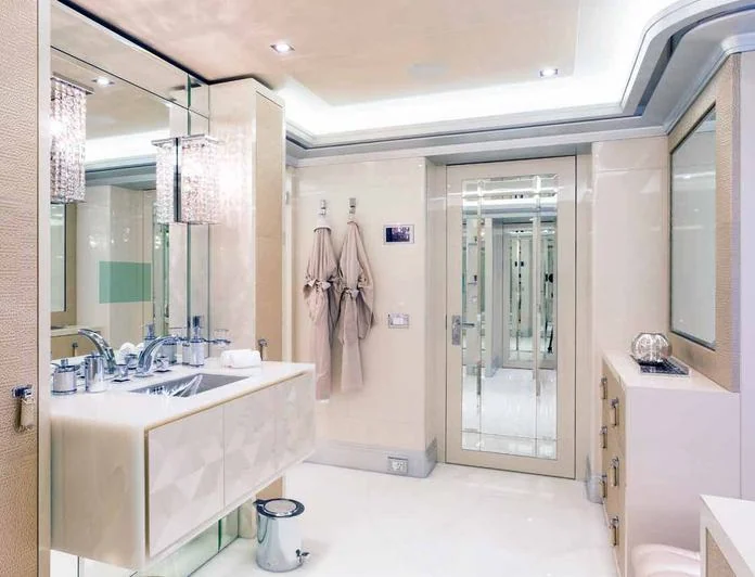 LADY LARA - photo 11, LADY LARA yacht charter