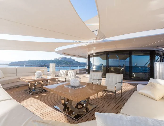LADY LARA - photo 17, LADY LARA yacht charter