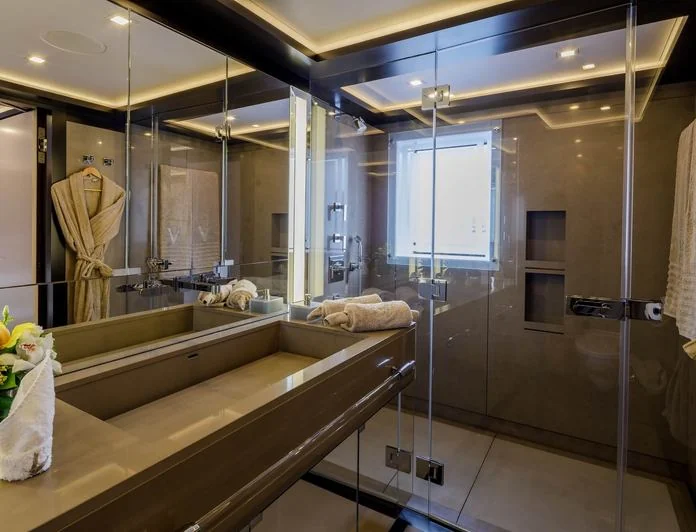 LADY VERA - photo 10, LADY VERA yacht charter
