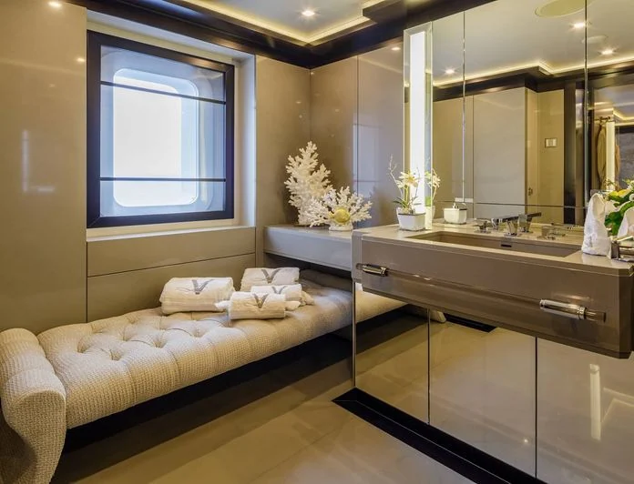 LADY VERA - photo 12, LADY VERA yacht charter