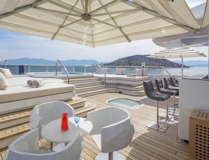 LADY VERA - photo 18, LADY VERA yacht charter