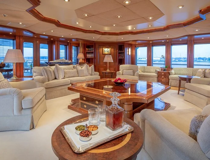 LAUREL - photo 3, LAUREL yacht charter