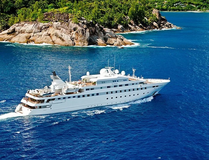 LAUREN L - photo 1, LAUREN L yacht charter