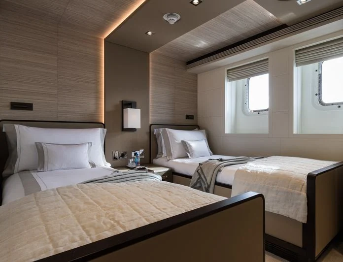 LAURENTIA - photo 8, LAURENTIA yacht charter