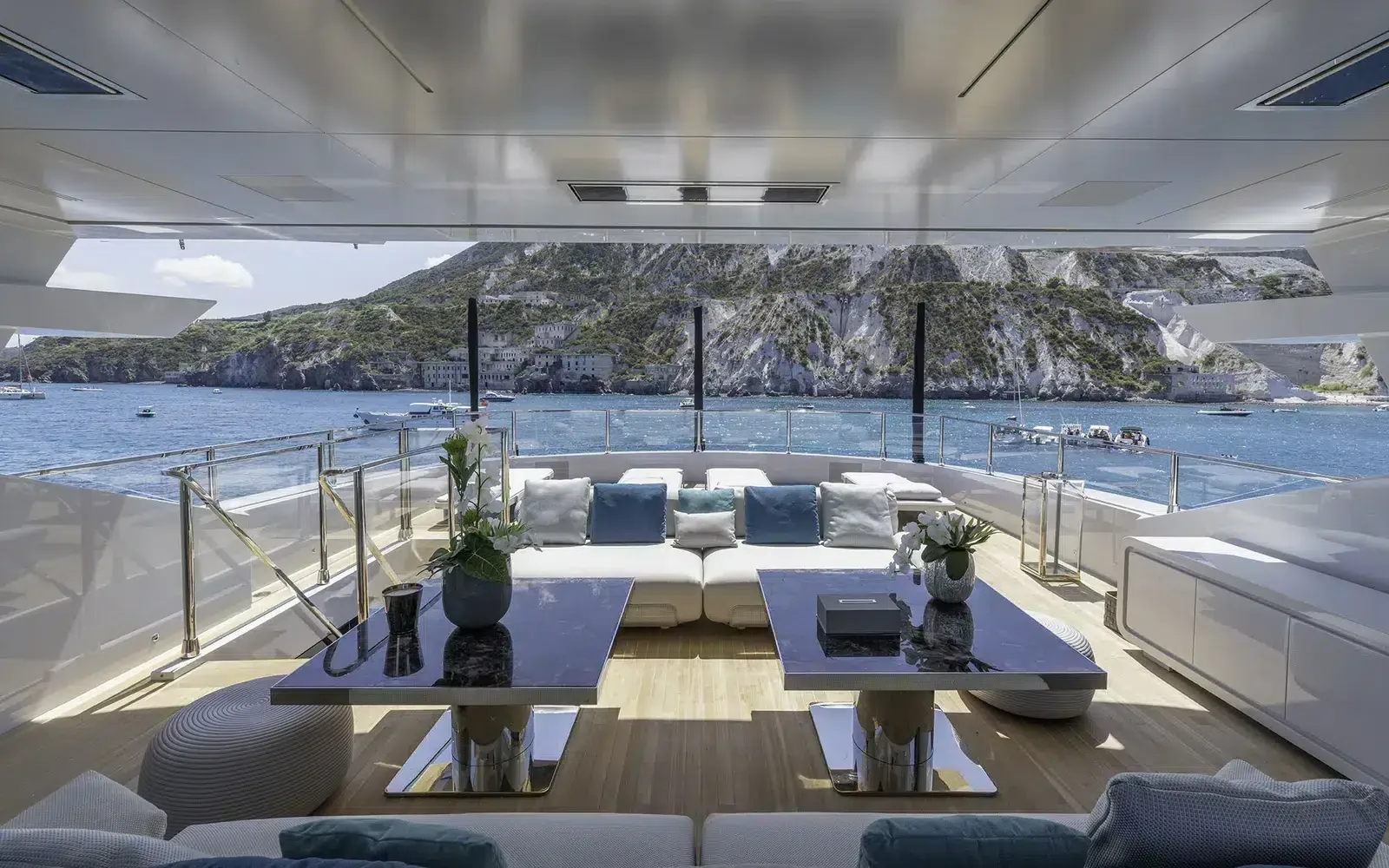 LEL - photo 9 yacht charter Cannes