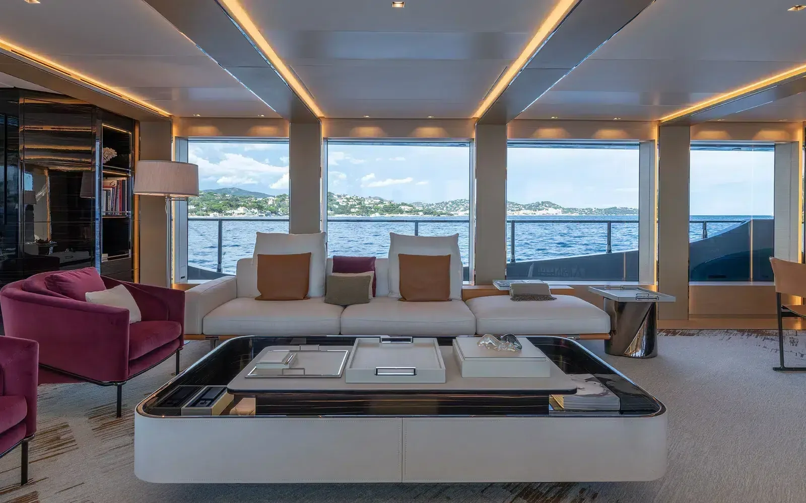 LEL - photo 17 yacht charter Cannes
