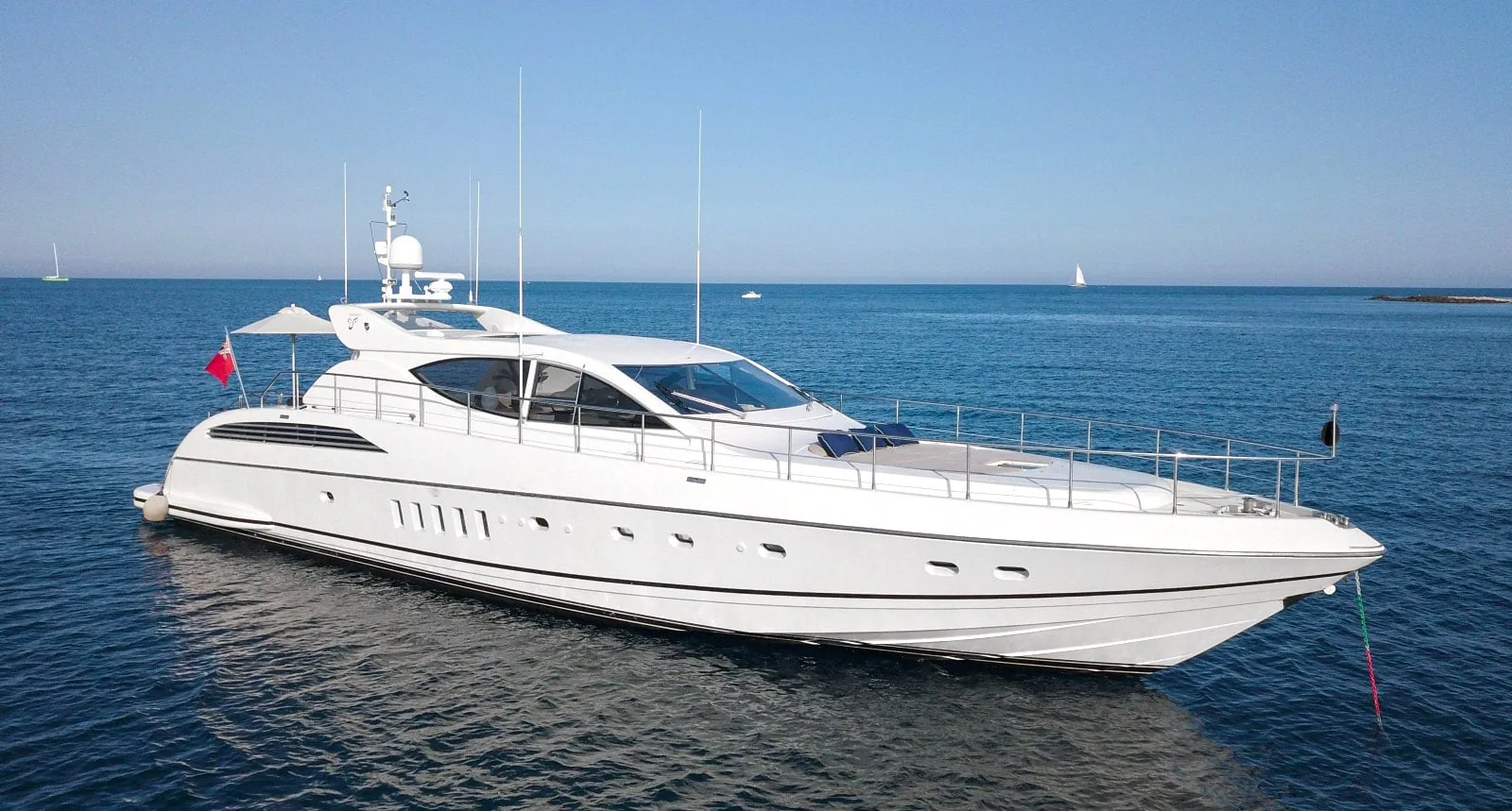LEOPARD 24 - photo 1 yacht charter Cannes