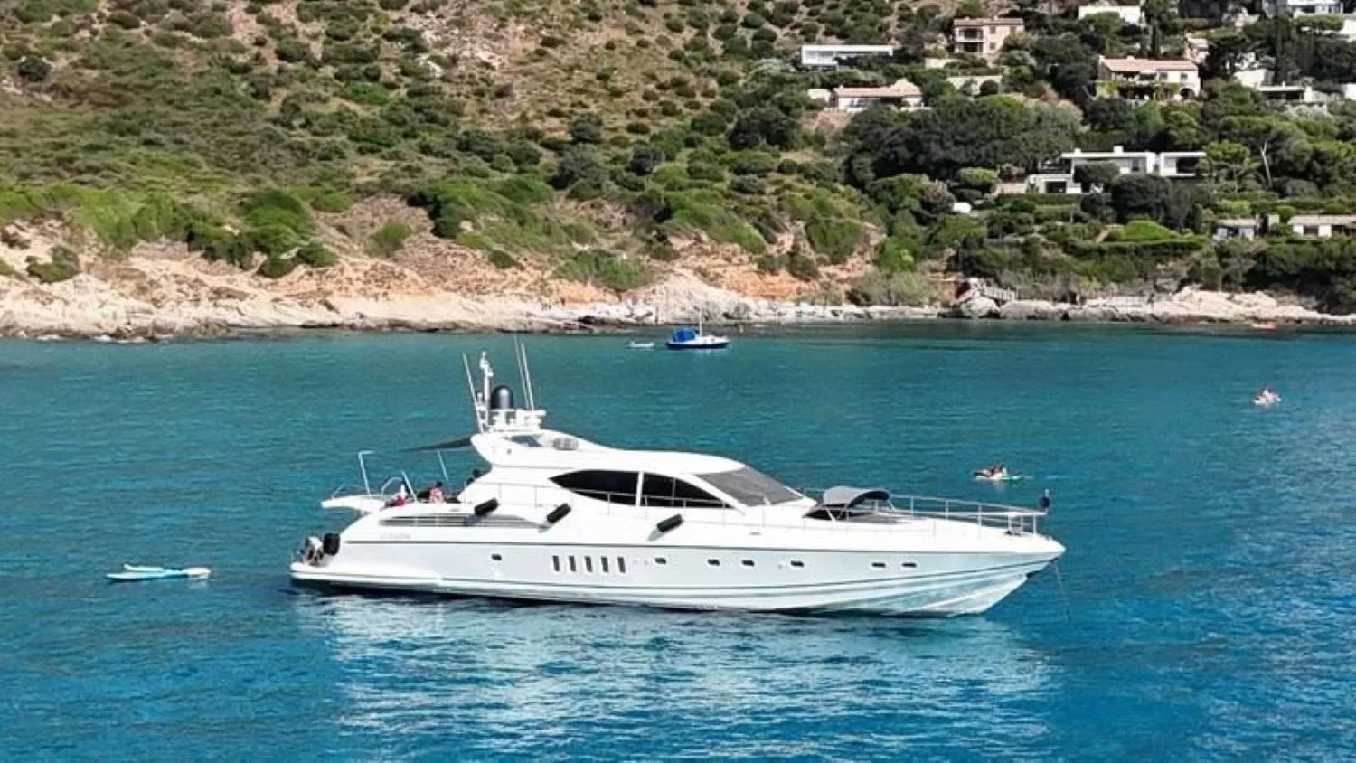LEOPARD 24 - photo 3 yacht charter Cannes