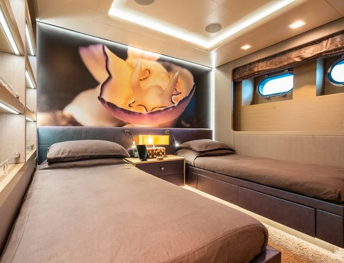 LIBERTY - photo 10, LIBERTY yacht charter