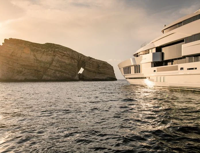 LIFE SAGA - photo 10, LIFE SAGA yacht charter
