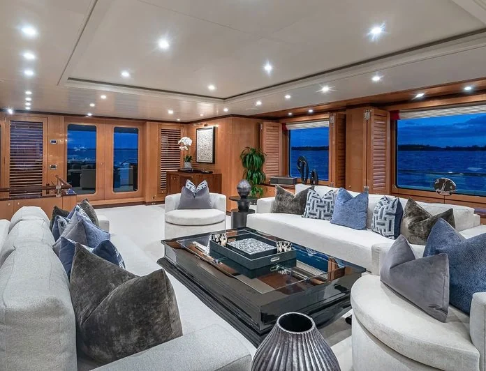 LIND - photo 3, LIND yacht charter