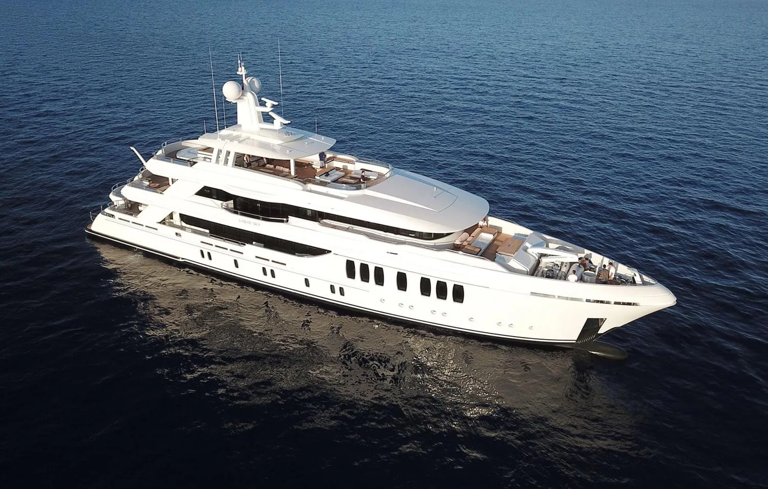 LIQUID SKY - photo 1 yacht charter Cannes