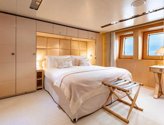 LOON - photo 9, LOON yacht charter
