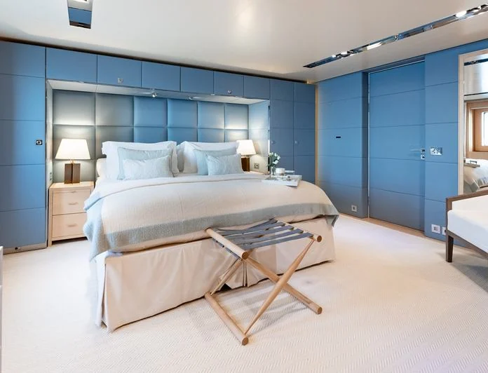 LOON - photo 10, LOON yacht charter