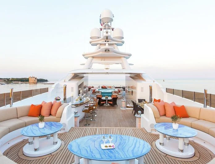 LUCKY LADY - photo 9, LUCKY LADY yacht charter