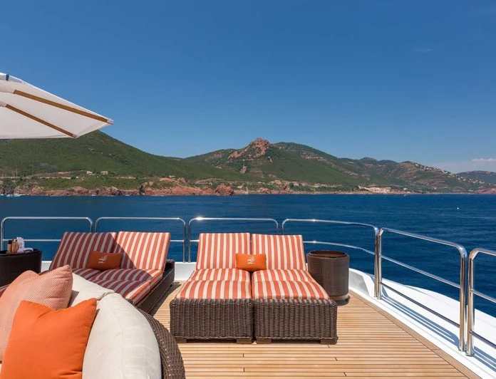LUCKY LADY - photo 10, LUCKY LADY yacht charter