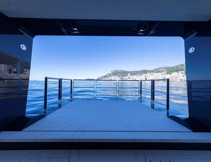 LUNA - photo 15, LUNA yacht charter