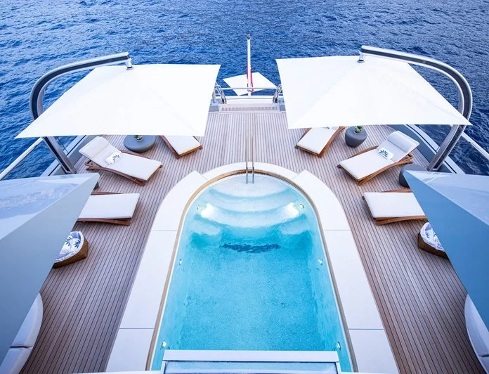 LUNA - photo 20, LUNA yacht charter