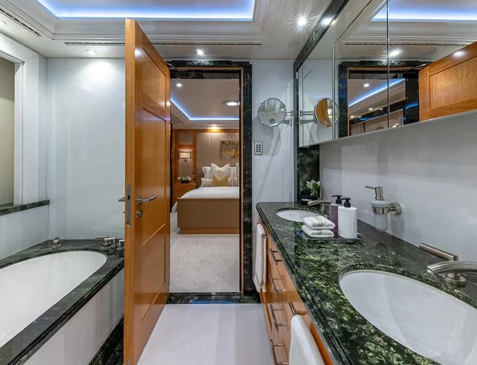 LUNARIS - photo 11, LUNARIS yacht charter