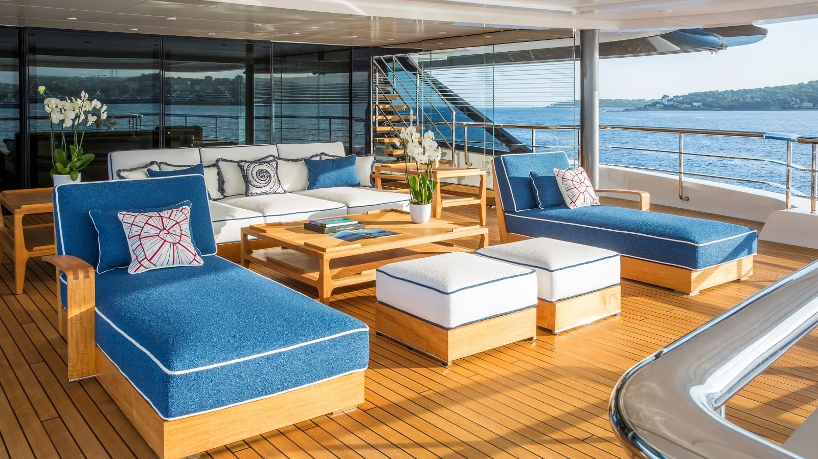MADSUMMER - photo 6 yacht charter Cannes