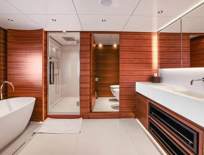 MAGNA GRECIA - photo 4, MAGNA GRECIA yacht charter