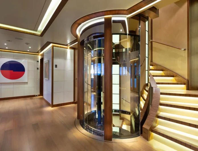 MAN OF STEEL - photo 5, MAN OF STEEL yacht charter